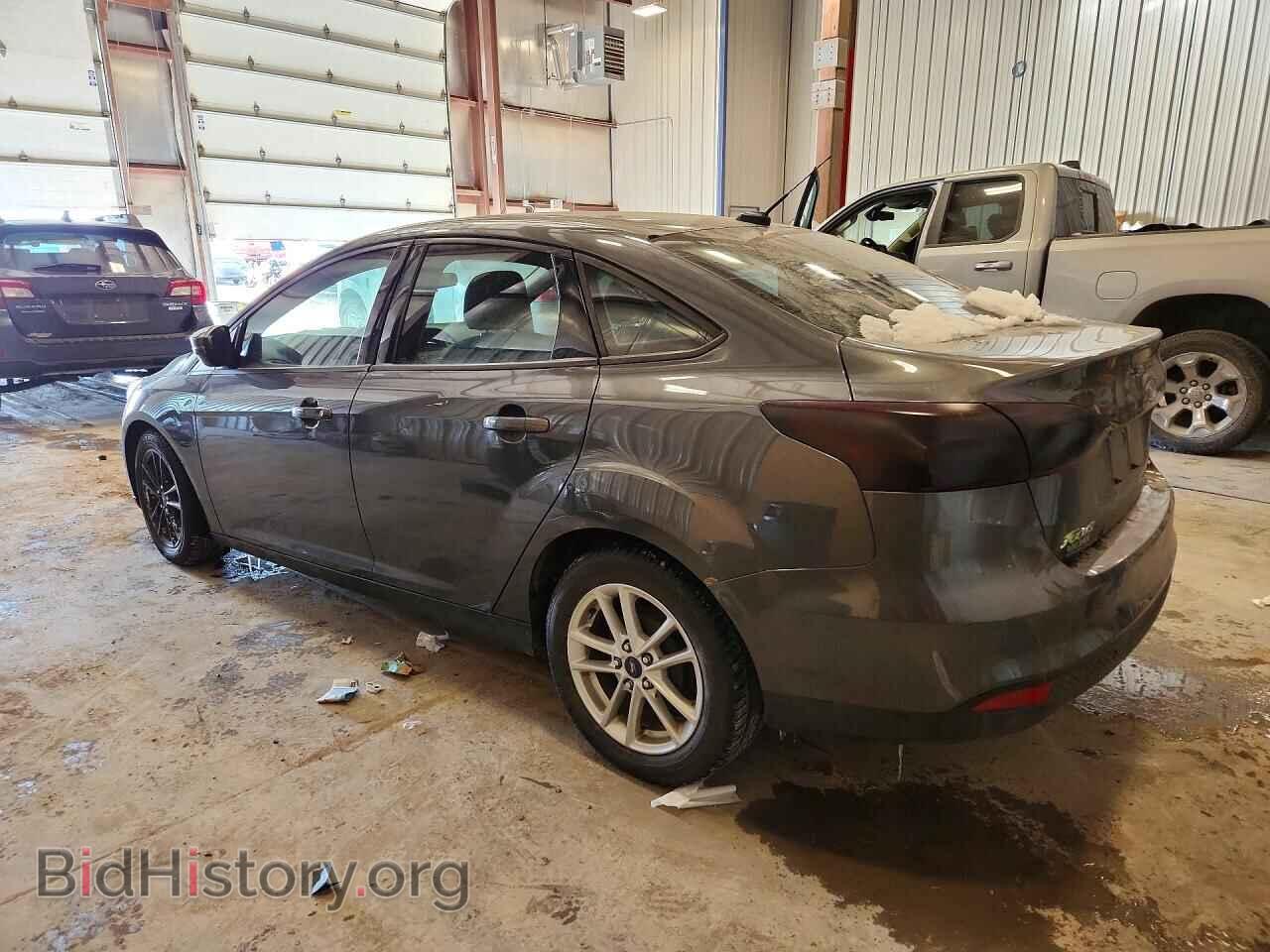 2017 FORD FOCUS - VIN: 1FADP3F2XHL205798 - Фото 2