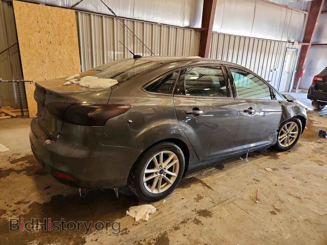 2017 FORD FOCUS - VIN: 1FADP3F2XHL205798 - Фото 3