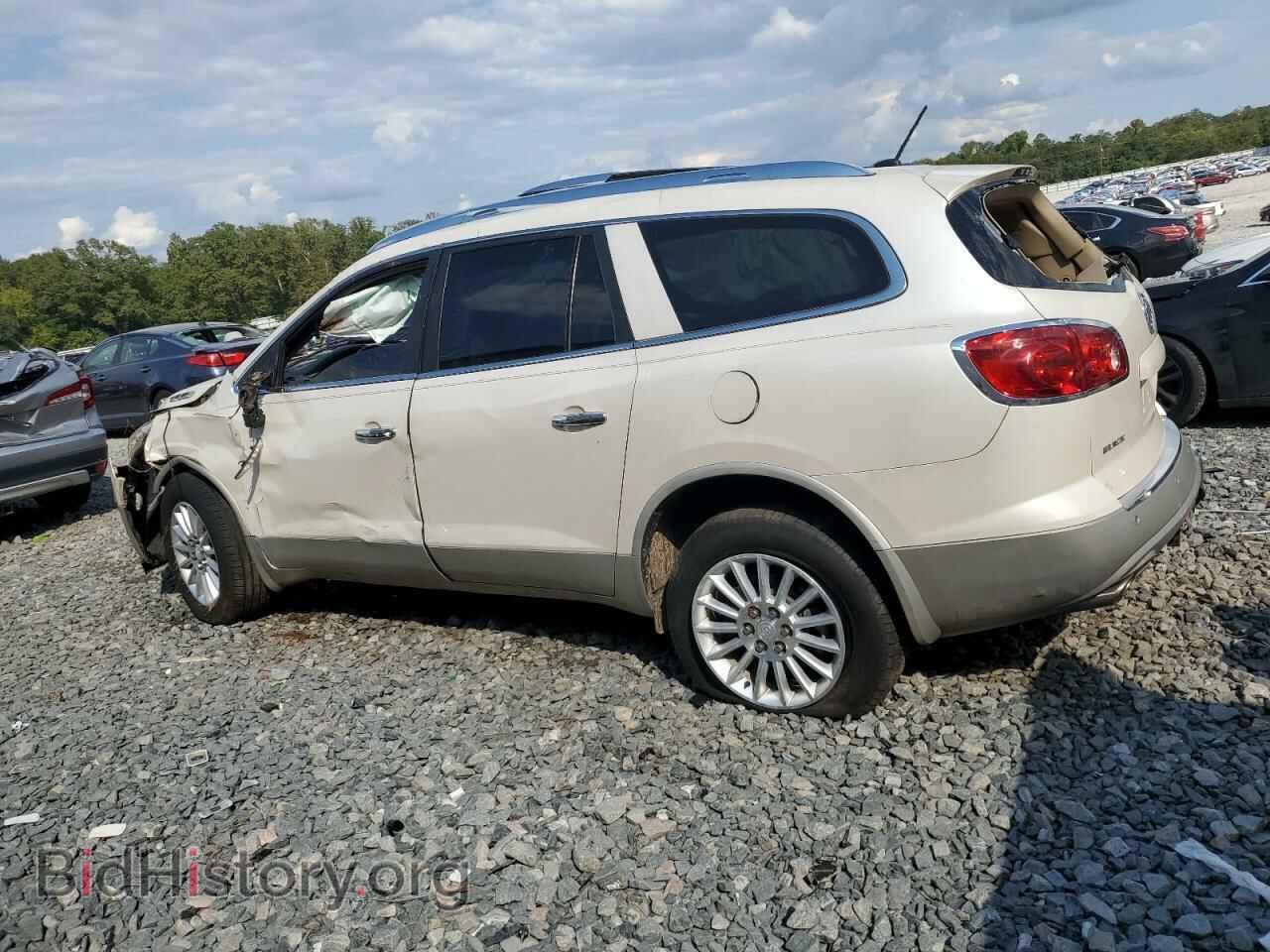 2012 BUICK ENCLAVE - VIN: 5GAKRCED8CJ297482 - Фото 2
