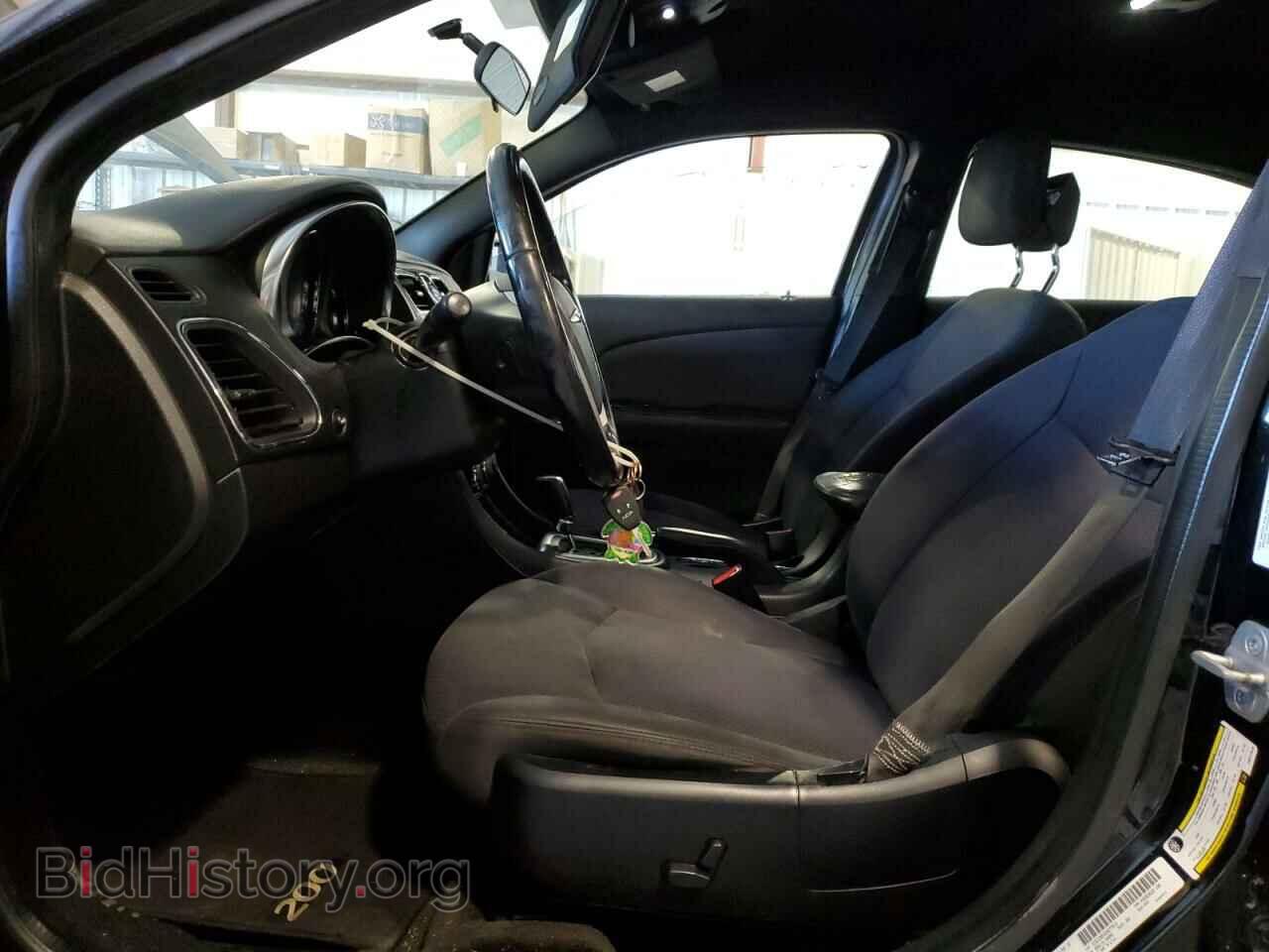 2012 CHRYSLER 200 - VIN: 1C3CCBBG3CN277019 - Фото 7