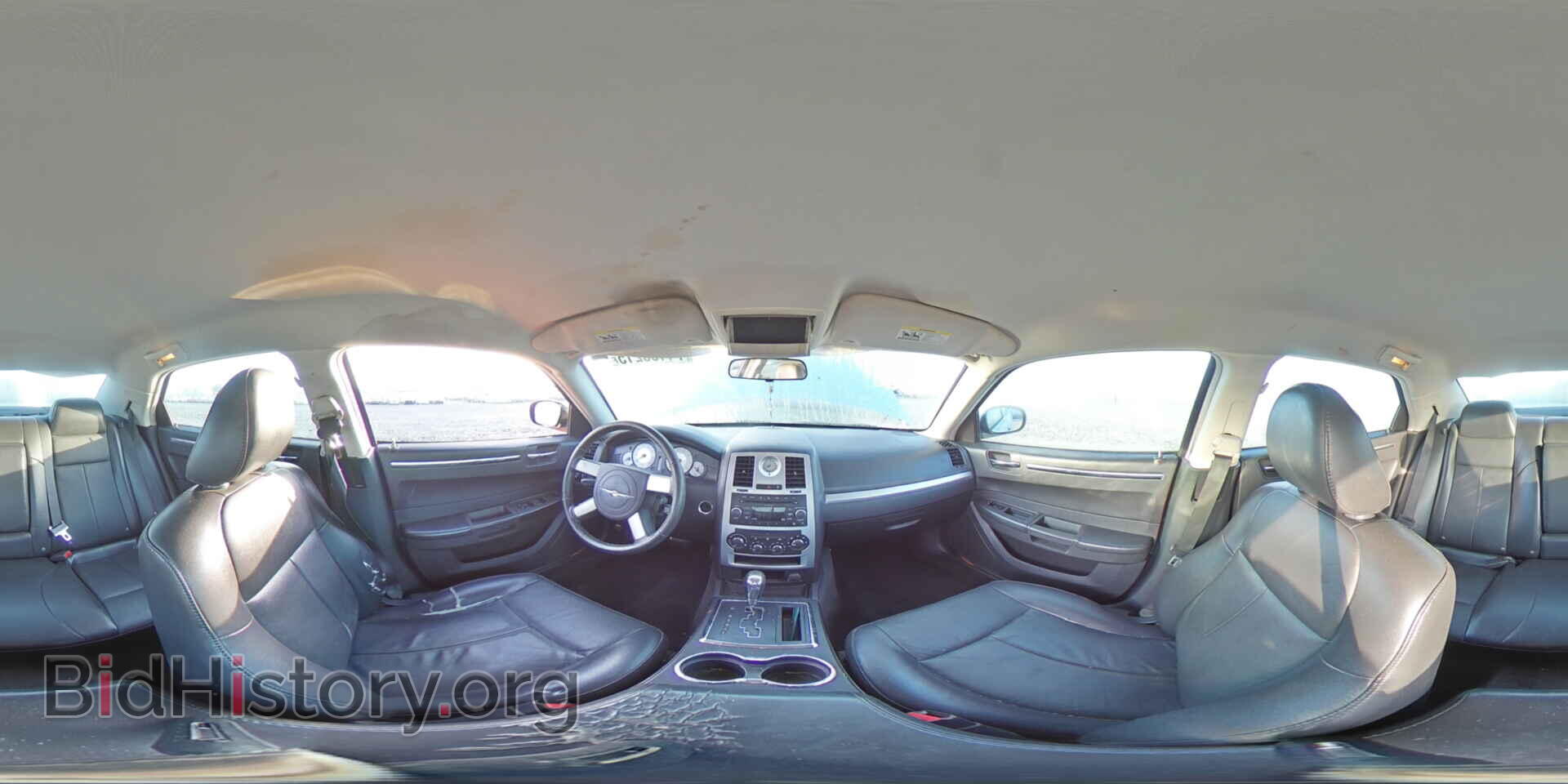 2010 CHRYSLER 300 - VIN: 2C3CA5CV2AH250016 - Фото 14