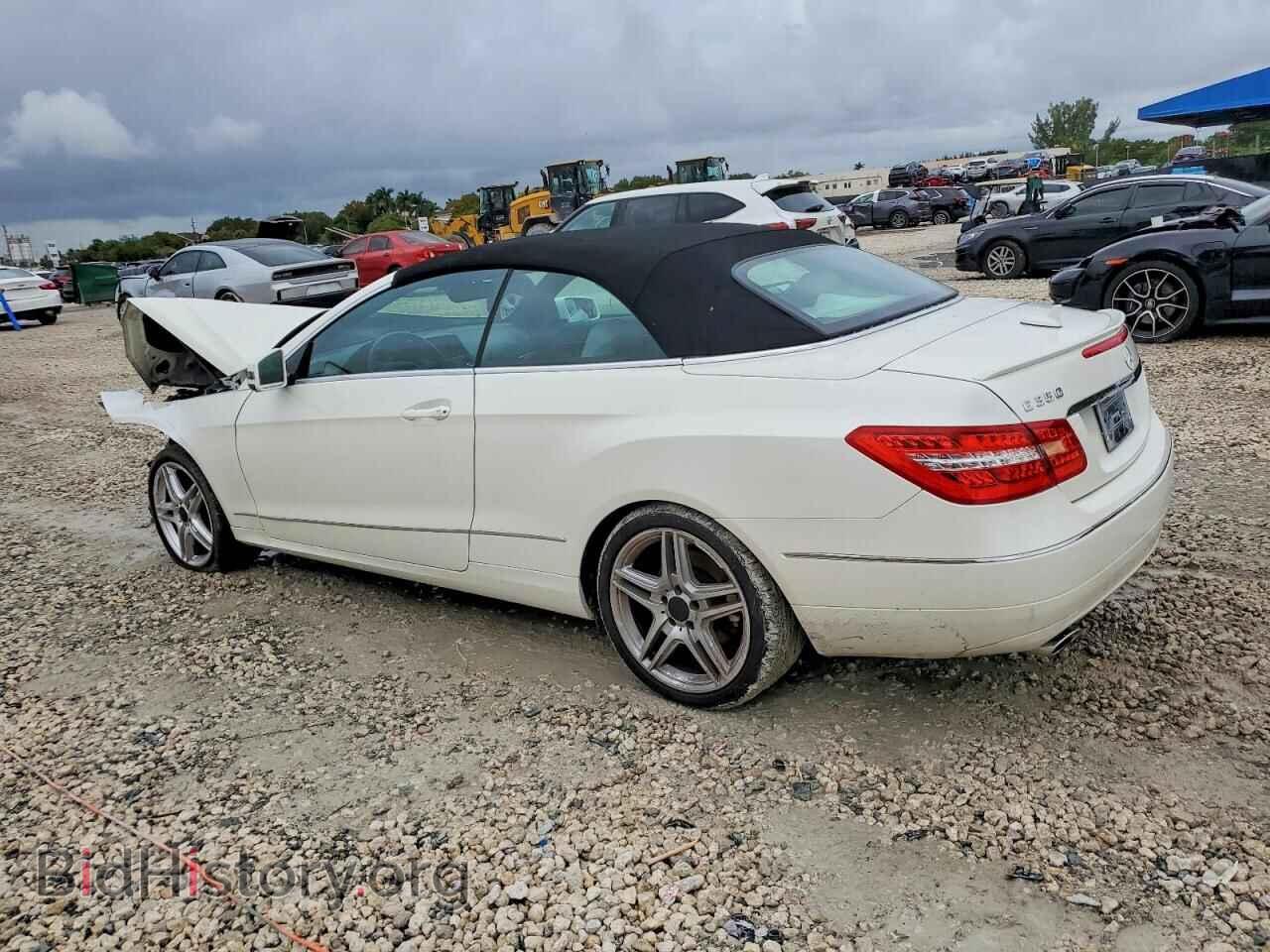 2011 MERCEDES-BENZ E-CLASS - VIN: WDDKK5GF1BF106392 - Фото 2