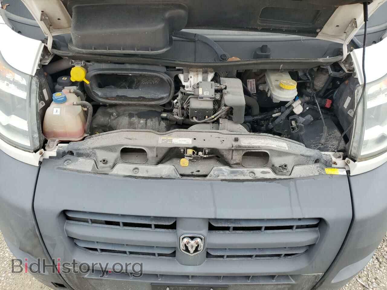 2015 RAM All Models - VIN: 3C6URVHD3FE505582 - Photo 12