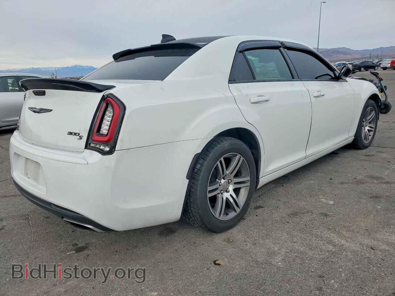 2016 CHRYSLER 300 - VIN: 2C3CCABG5GH198301 - Фото 3