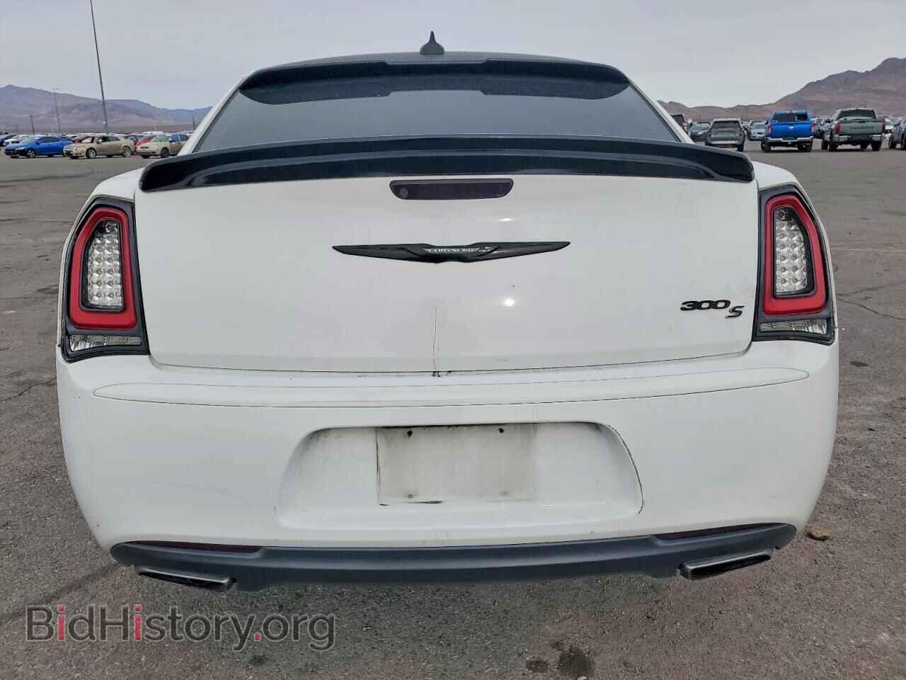 2016 CHRYSLER 300 - VIN: 2C3CCABG5GH198301 - Фото 6