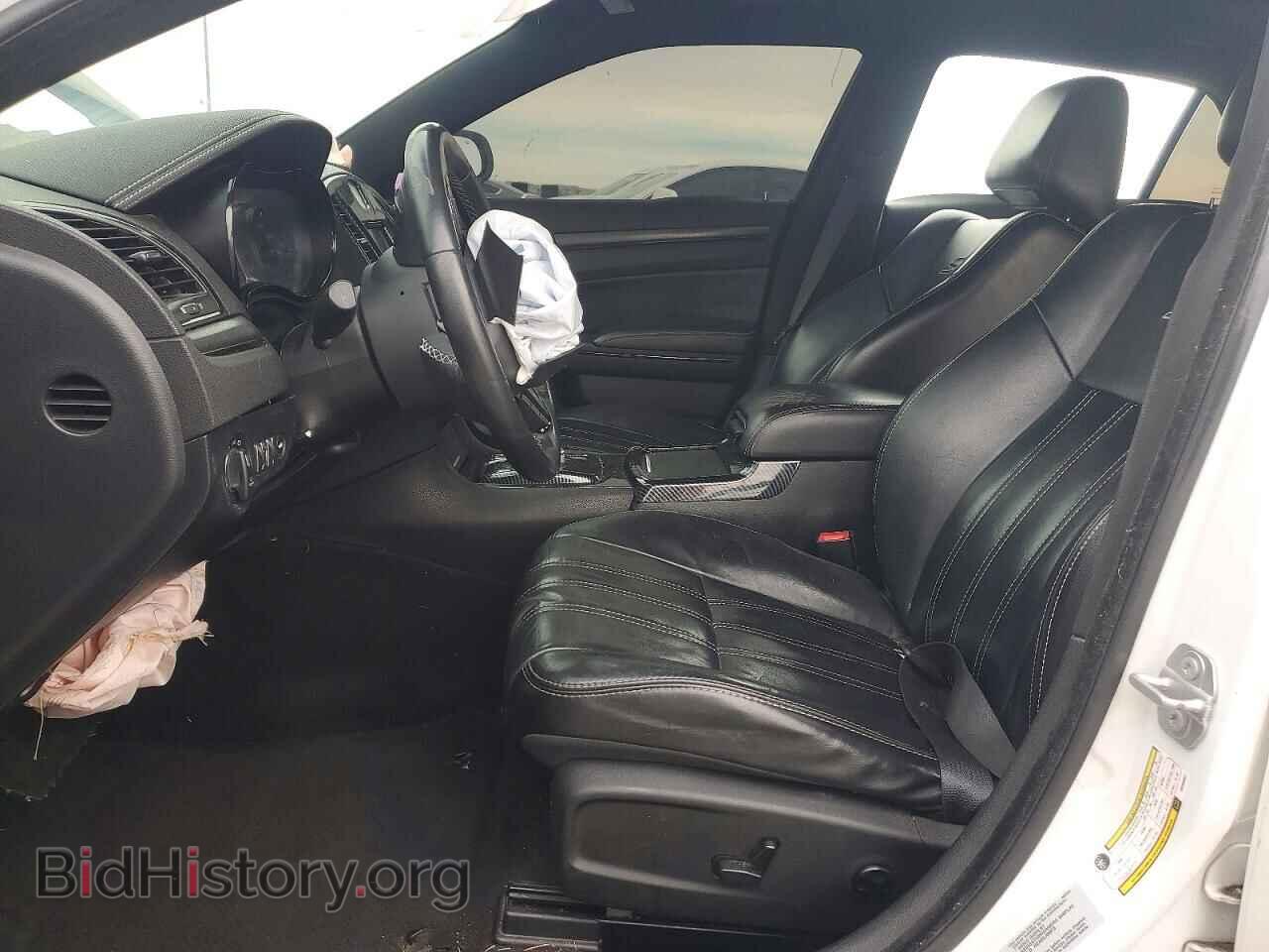 2016 CHRYSLER 300 - VIN: 2C3CCABG5GH198301 - Фото 7