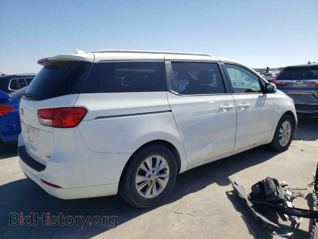 2015 KIA All Models - VIN: KNDMB5C14F6040407 - Фото 3