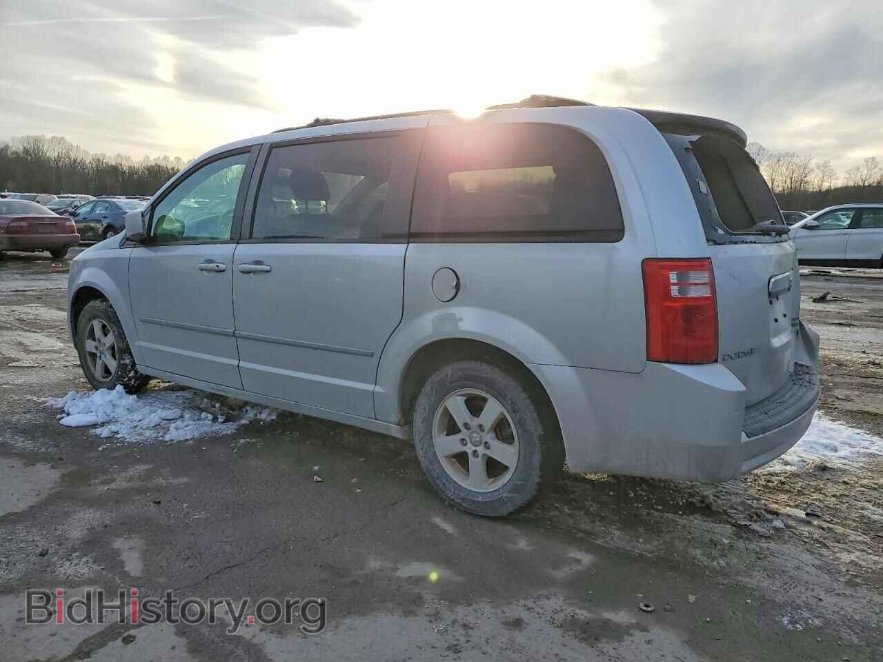 2010 DODGE CARAVAN - VIN: 2D4RN5D1XAR200211 - Фото 2