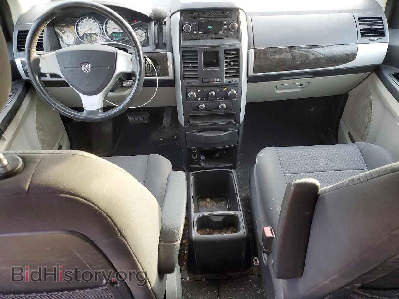 2010 DODGE CARAVAN - VIN: 2D4RN5D1XAR200211 - Фото 8