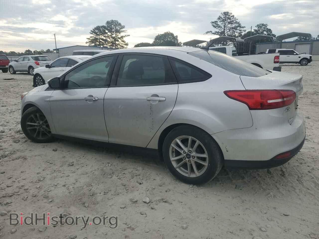 2018 FORD FOCUS - VIN: 1FADP3F26JL226489 - Photo 2