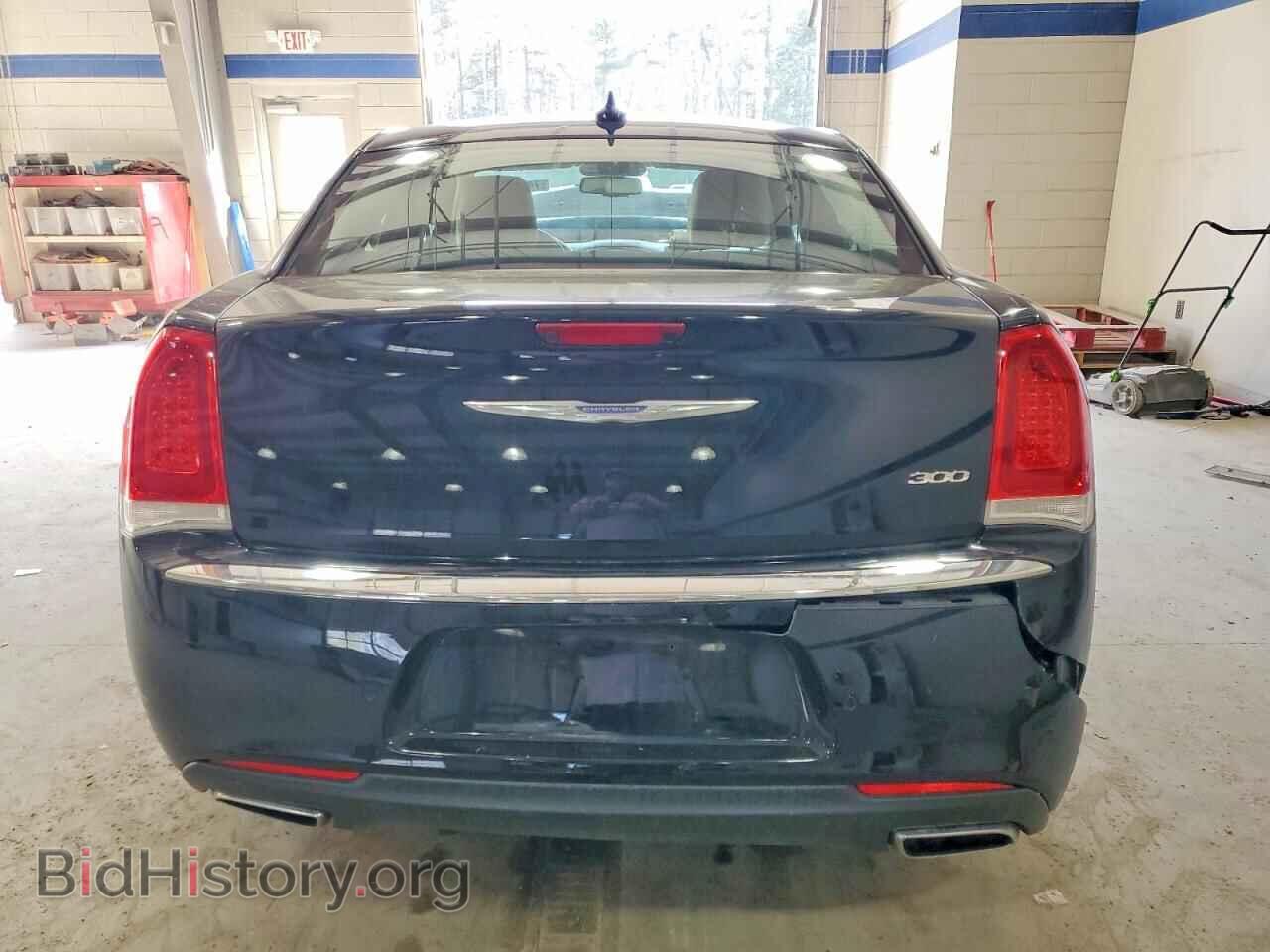 2018 CHRYSLER 300 - VIN: 2C3CCAAG0JH117231 - Фото 6
