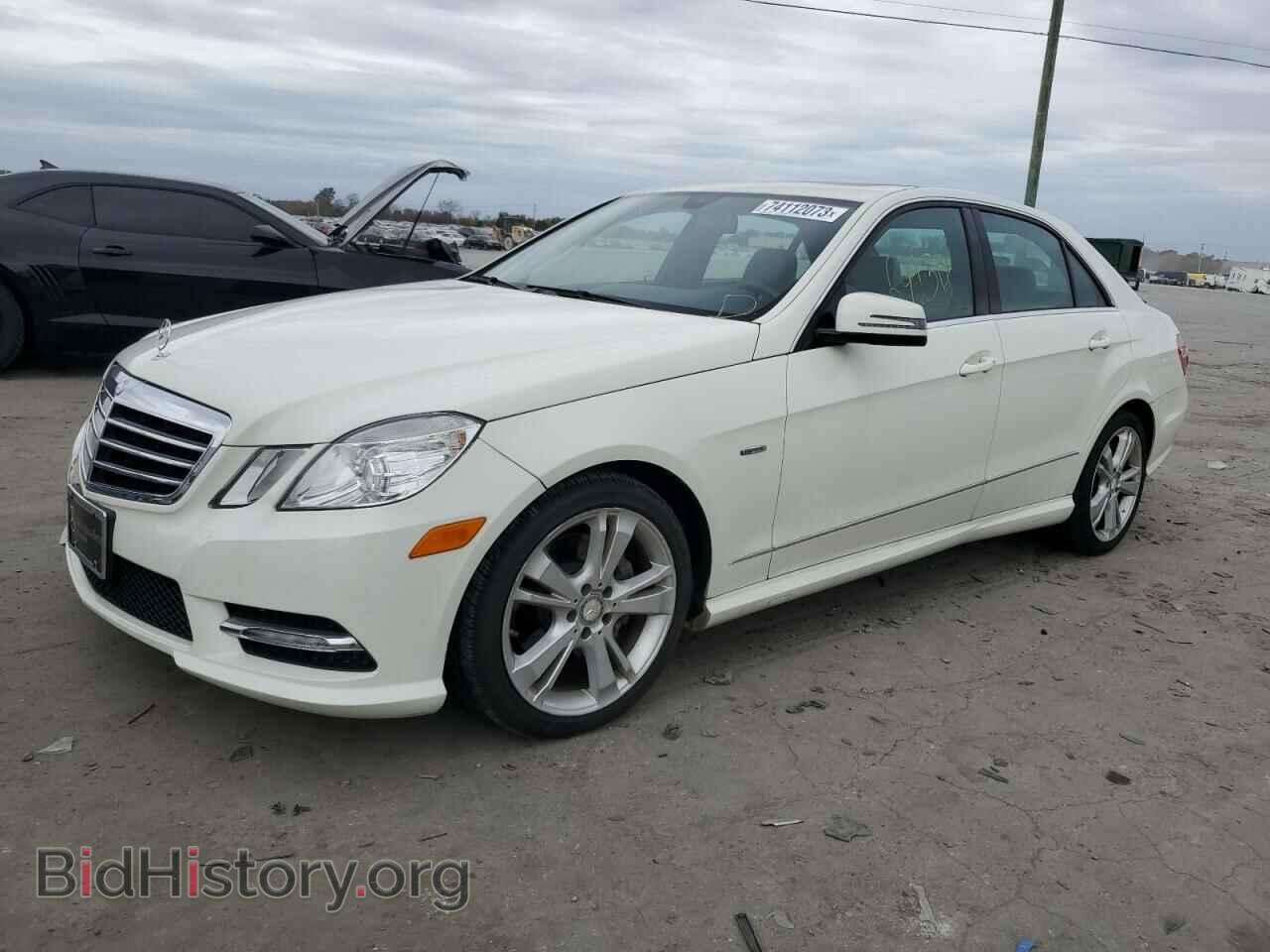 Photo WDDHF8JB1CA647494 - MERCEDES-BENZ E-CLASS 2012