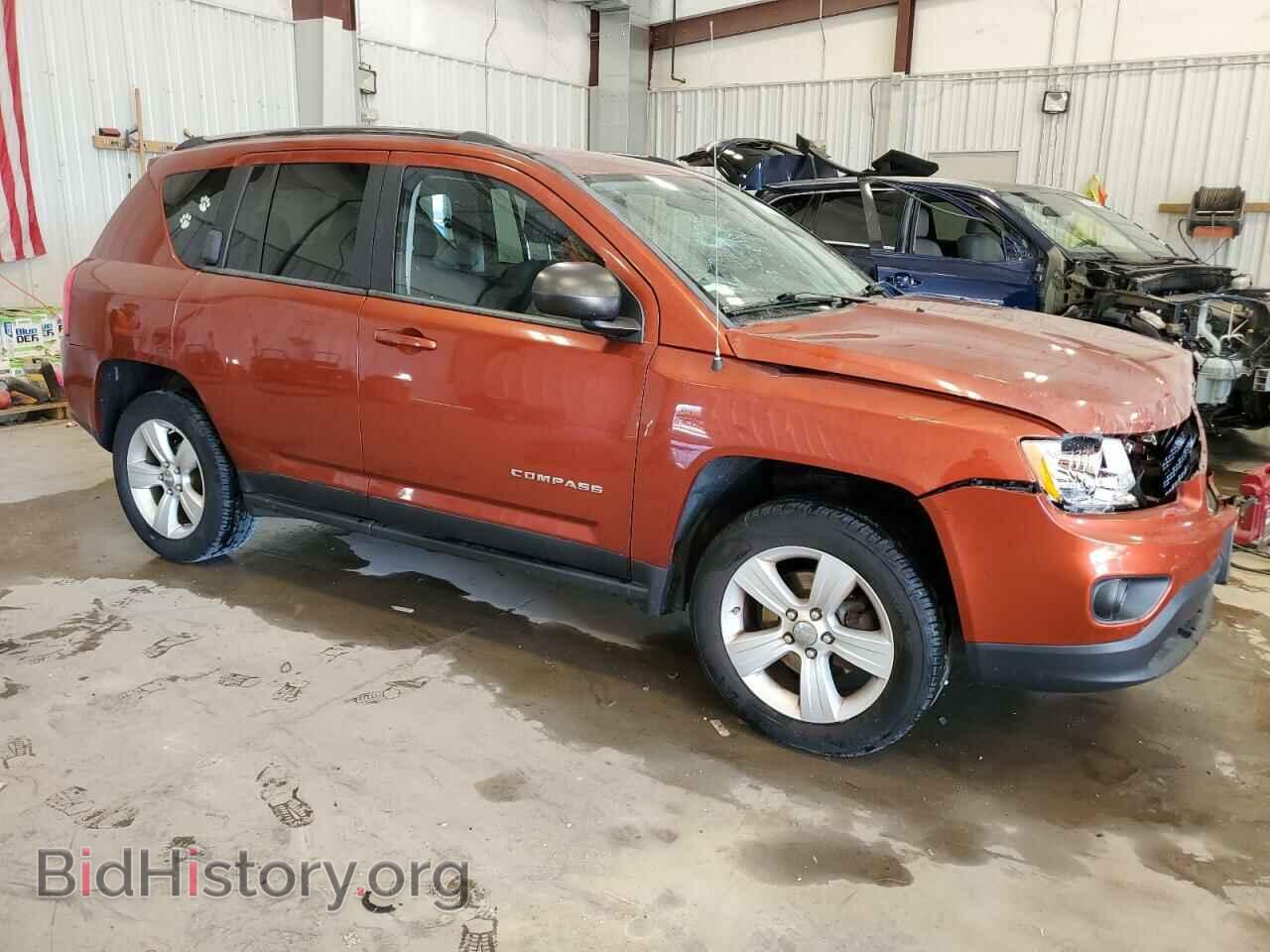 2012 JEEP COMPASS - VIN: 1C4NJDEB0CD577340 - Photo 4
