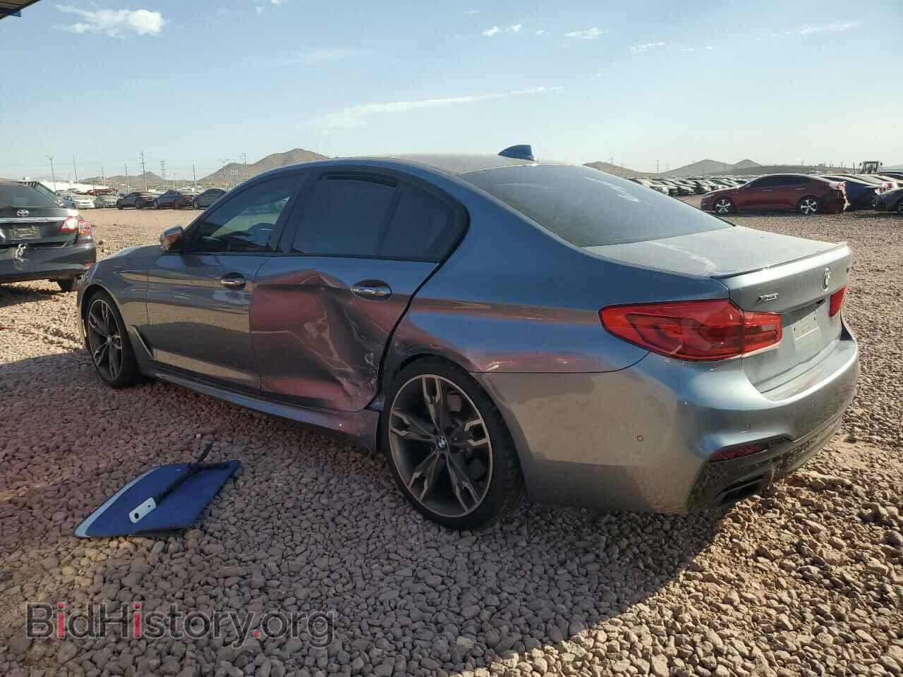 2018 BMW M5 - VIN: WBAJB9C51JB035367 - Фото 2