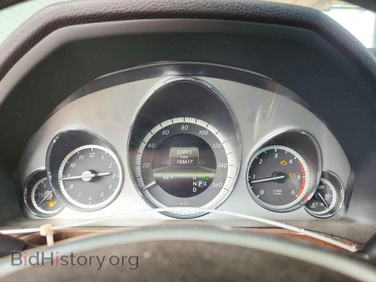 2013 Mercedes-Benz E-CLASS (VIN WDDHF2EB9DA742796) — photo 9 of 12