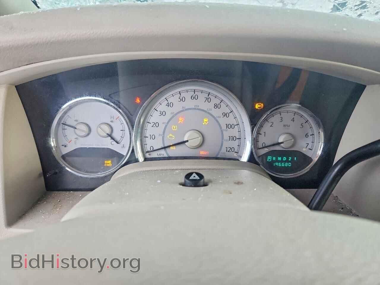 2008 CHRYSLER ASPEN - VIN: 1A8HW58258F132306 - Фото 9
