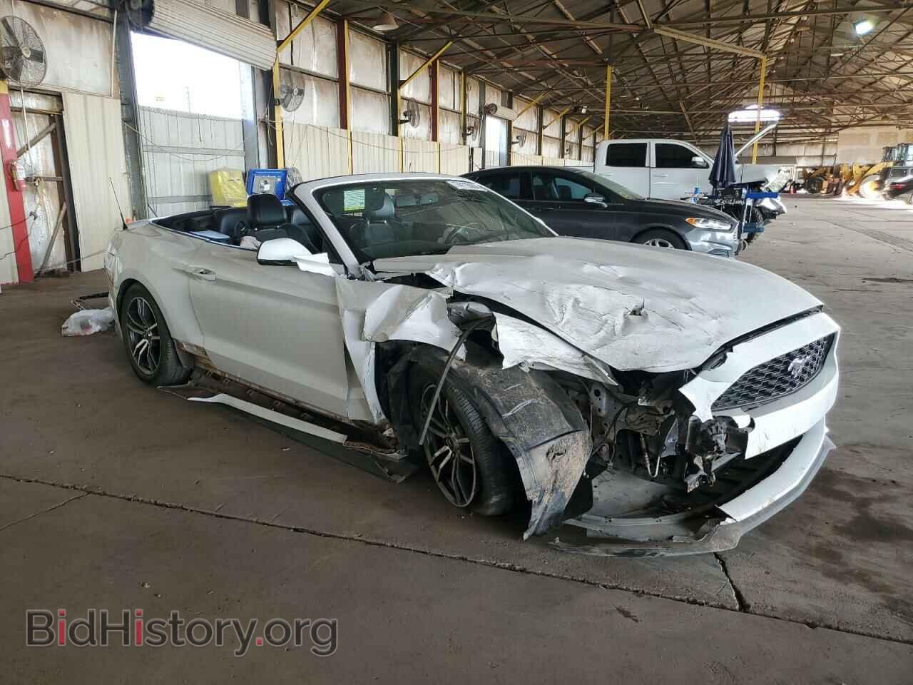2016 FORD ALL Models - VIN: 1FATP8UH2G5243075 - Фото 4