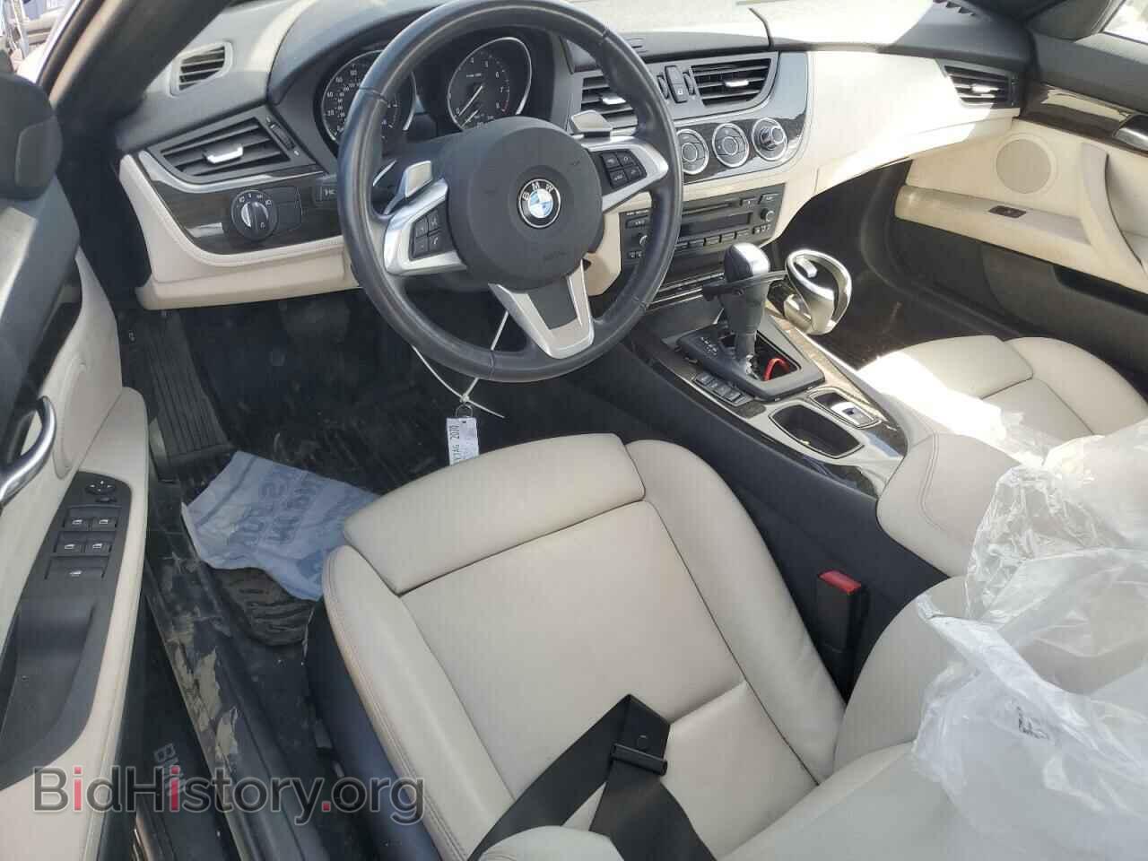 2011 BMW Z4 - VIN: WBALM5C52BE378443 - Фото 8
