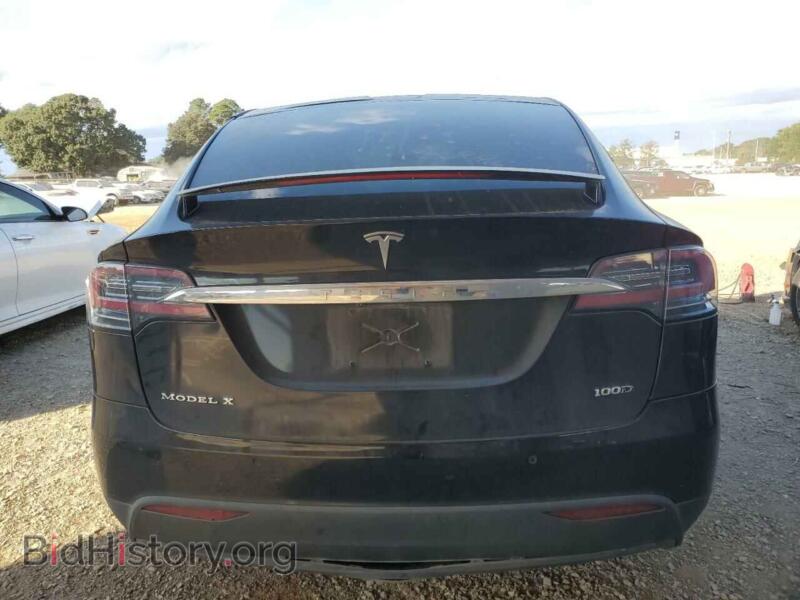 2018 Tesla MODEL X (VIN 5YJXCDE2XJF091143) — photo 6 of 15