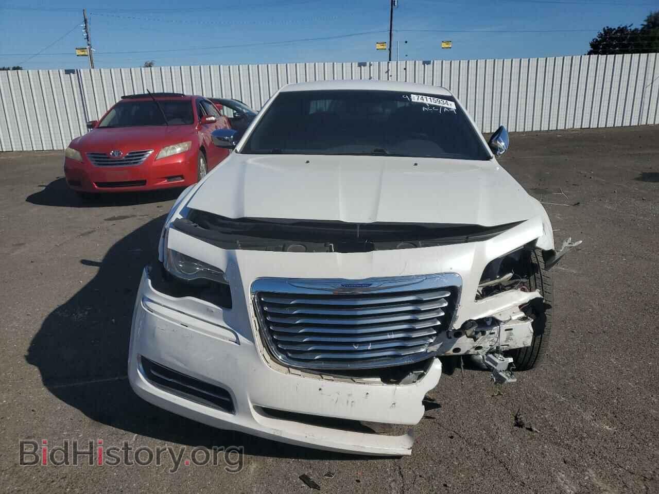 2012 CHRYSLER 300 - VIN: 2C3CCAAG6CH104650 - Фото 5