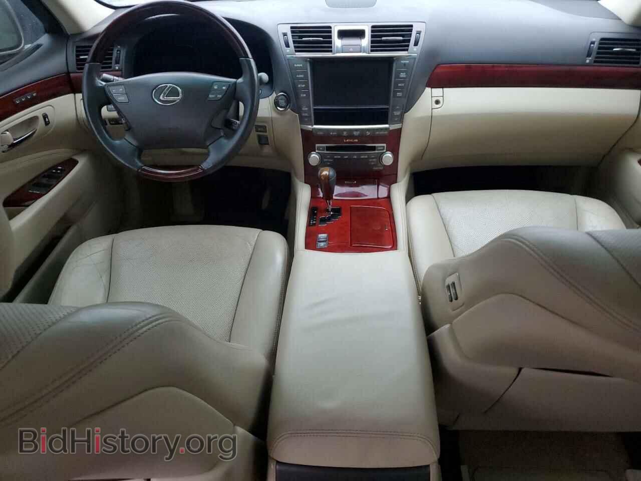 2011 LEXUS LS460 - VIN: JTHBL5EF4B5104277 - Photo 8