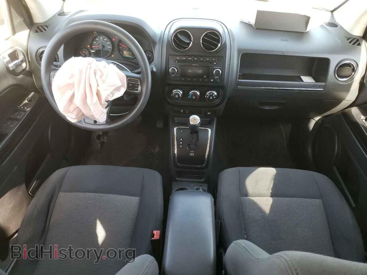 2011 JEEP COMPASS - VIN: 1J4NT1FA4BD159872 - Фото 8