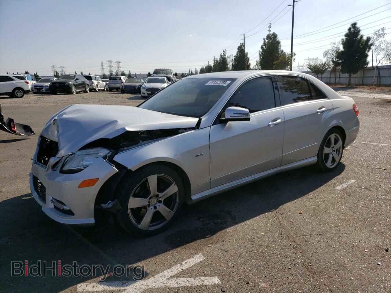 Photo WDDHF5KB5CA621624 - MERCEDES-BENZ E-CLASS 2012