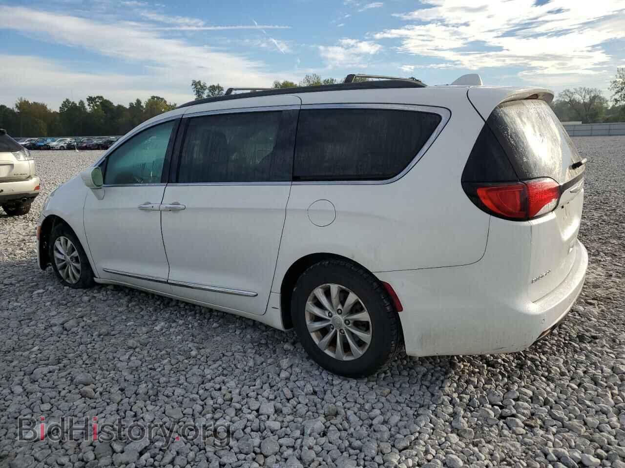 2017 CHRYSLER PACIFICA - VIN: 2C4RC1BG8HR533889 - Фото 2