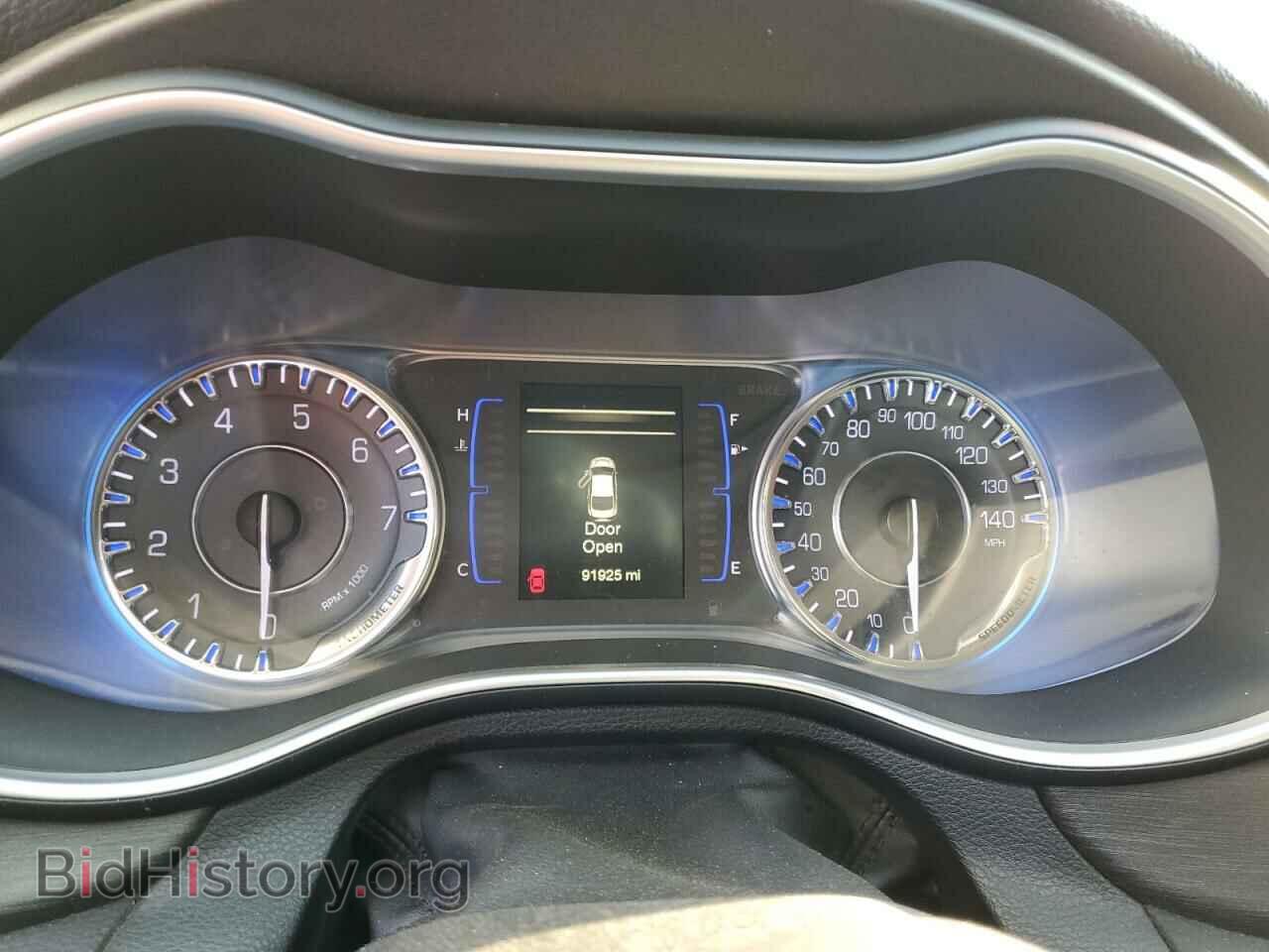 2016 CHRYSLER 200 - VIN: 1C3CCCAB6GN165204 - Photo 9