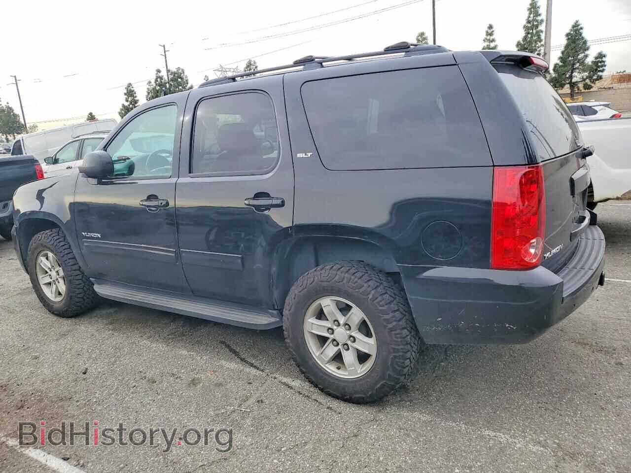 2013 GMC YUKON - VIN: 1GKS2CE03DR335384 - Фото 2