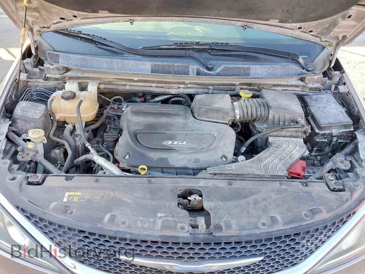 2018 CHRYSLER PACIFICA - VIN: 2C4RC1FG4JR278433 - Photo 12