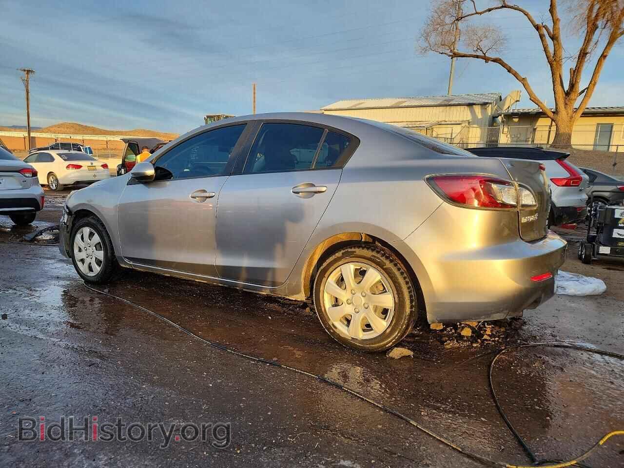 2013 MAZDA 3 - VIN: JM1BL1UP1D1775291 - Фото 2