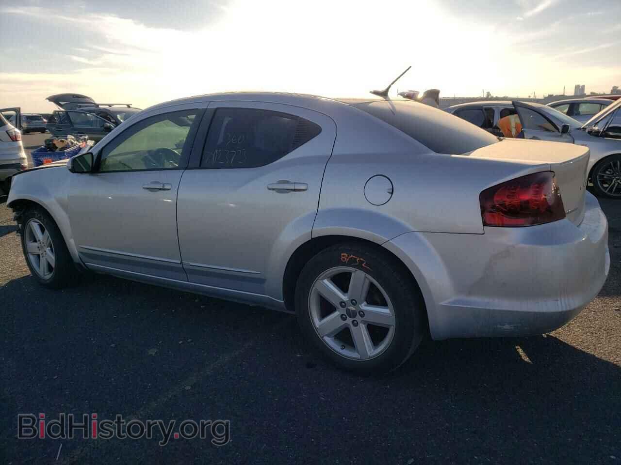 2011 DODGE AVENGER - VIN: 1B3BD1FB9BN593392 - Фото 2