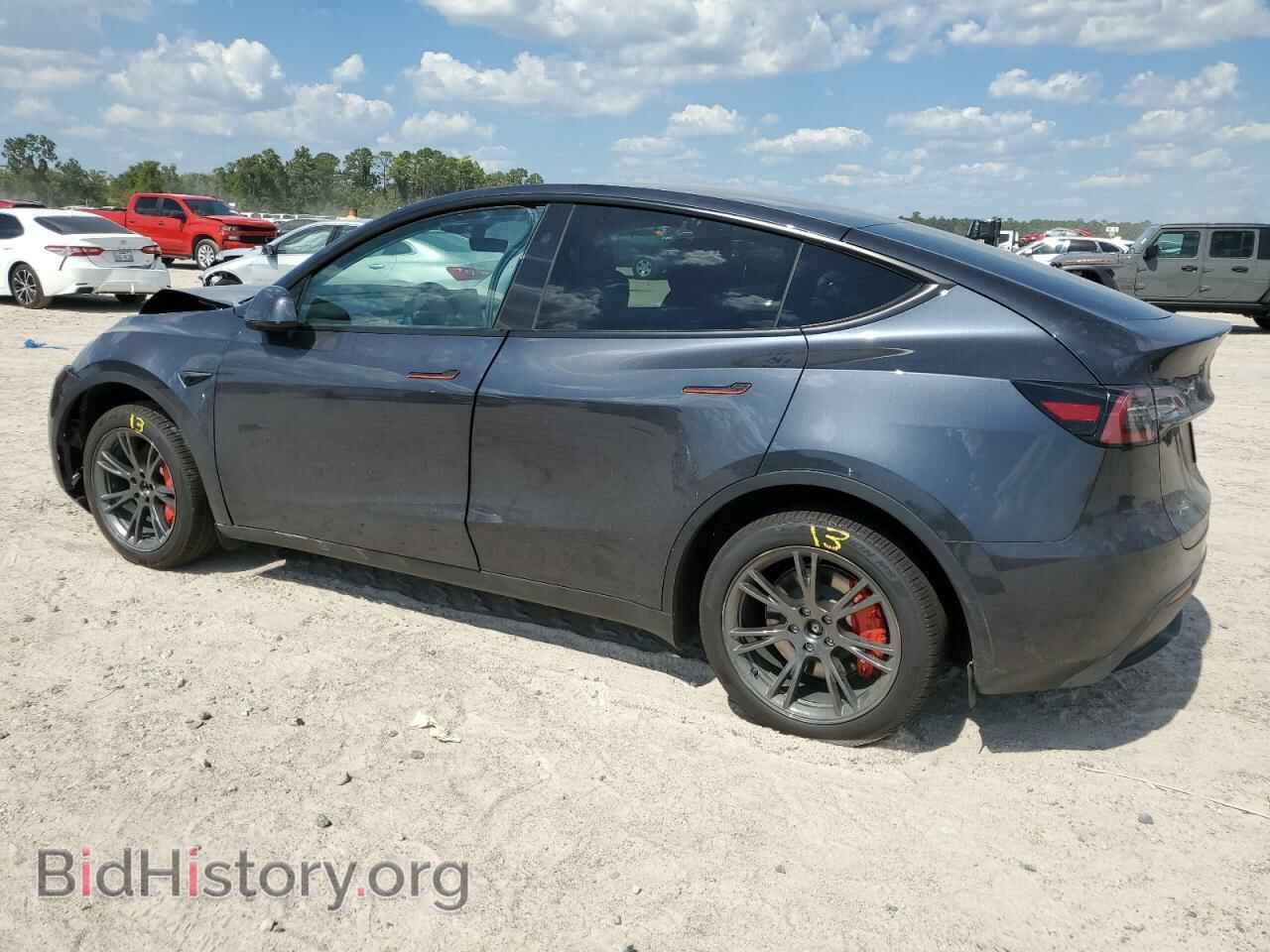 2024 TESLA MODEL Y - VIN: 7SAYGDED8RA301678 - Фото 2