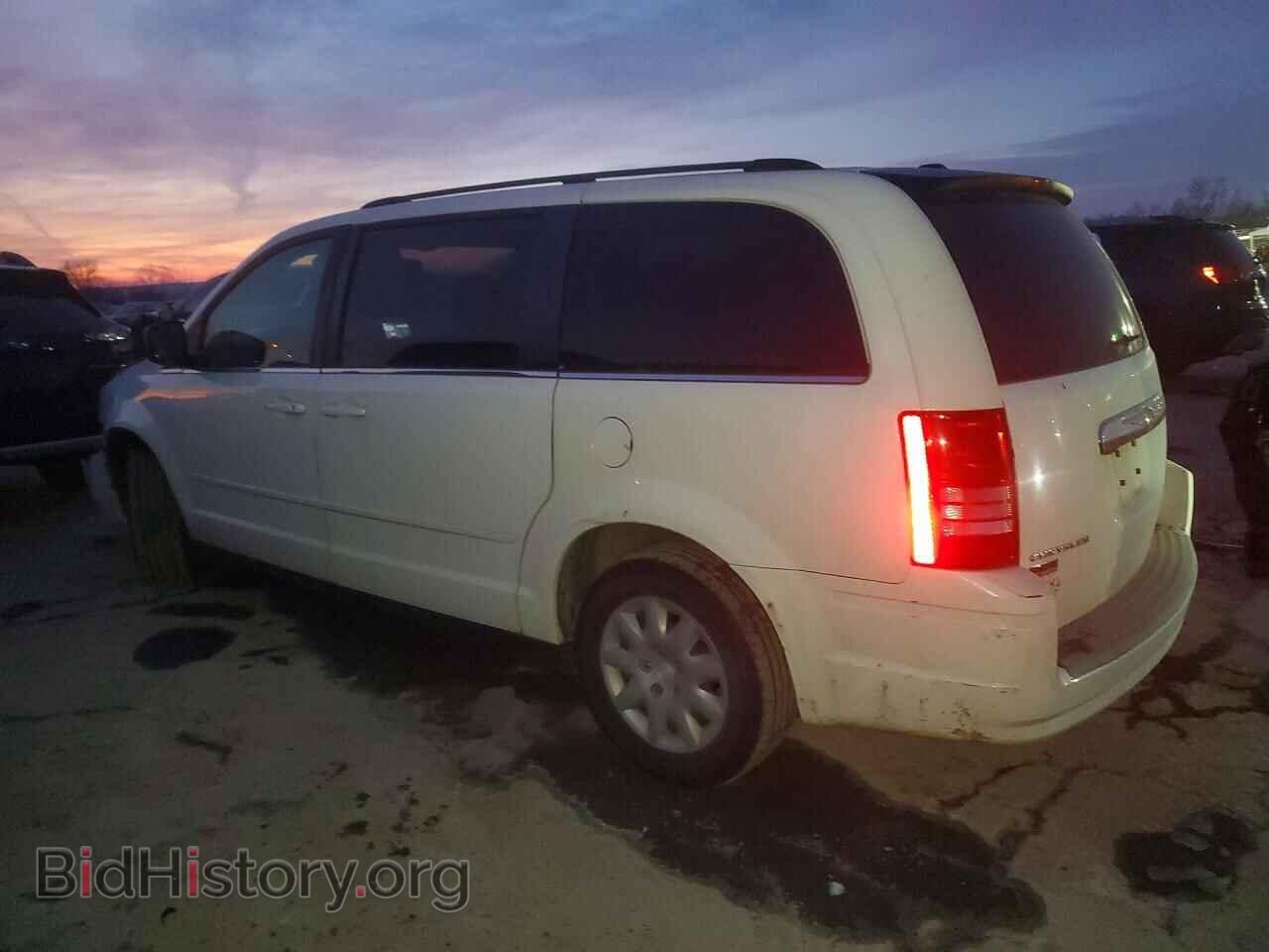 2009 CHRYSLER MINIVAN - VIN: 2A8HR44E79R593907 - Фото 2