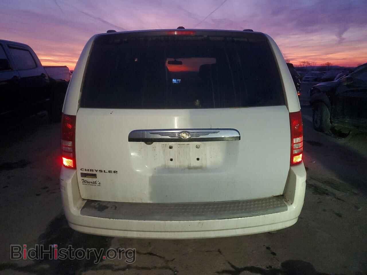 2009 CHRYSLER MINIVAN - VIN: 2A8HR44E79R593907 - Фото 6
