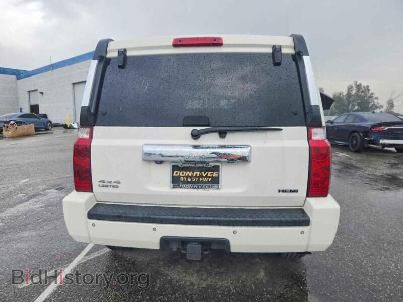 2008 Jeep COMMANDER (VIN 1J8HG58208C178043) — photo 6 of 14