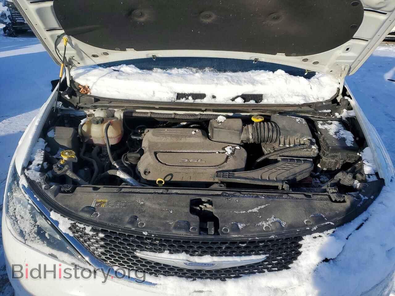 2017 CHRYSLER PACIFICA - VIN: 2C4RC1CG0HR748813 - Photo 11