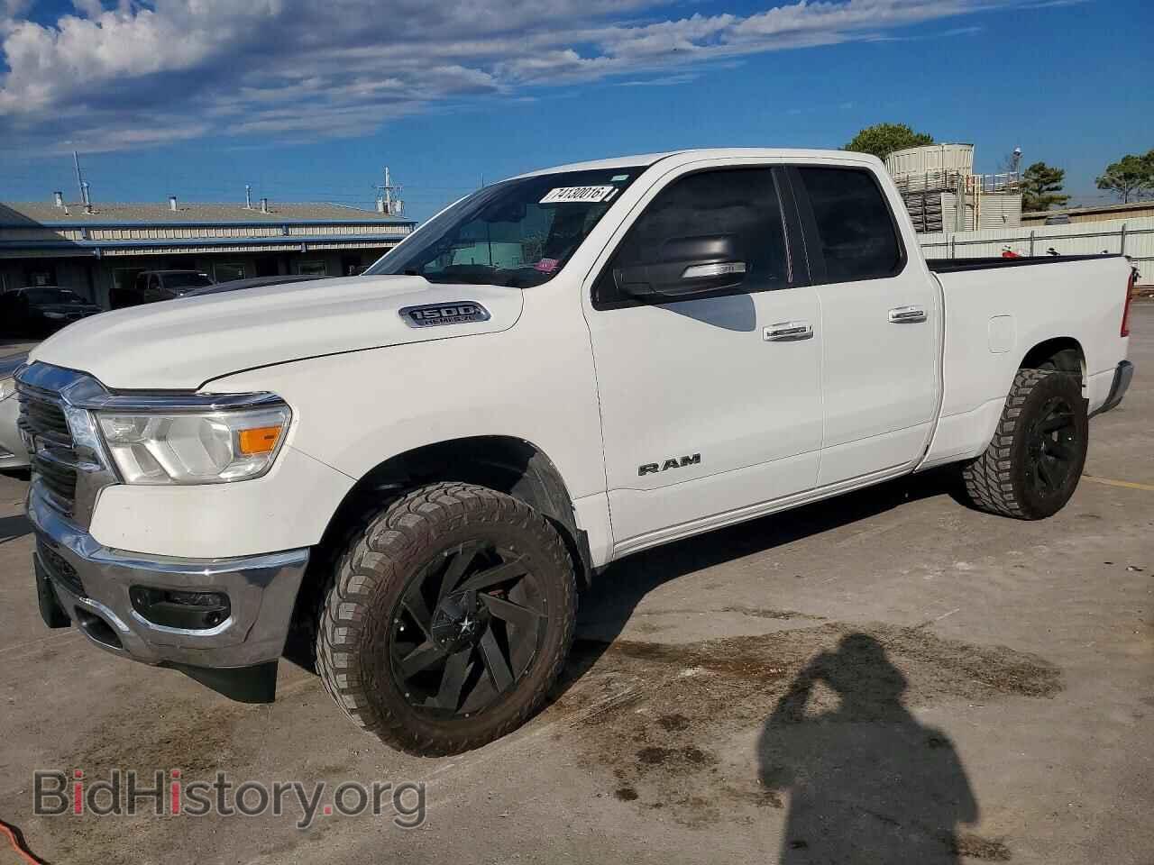 2019 RAM 1500 Big Horn/Lone Star (VIN 1C6RREBT3KN683052) — фото 1 из 12, Copart