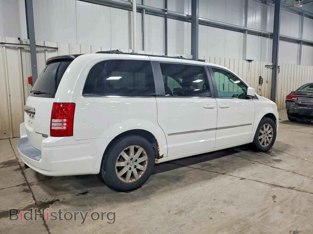 2009 CHRYSLER MINIVAN - VIN: 2A8HR54119R615953 - Фото 3