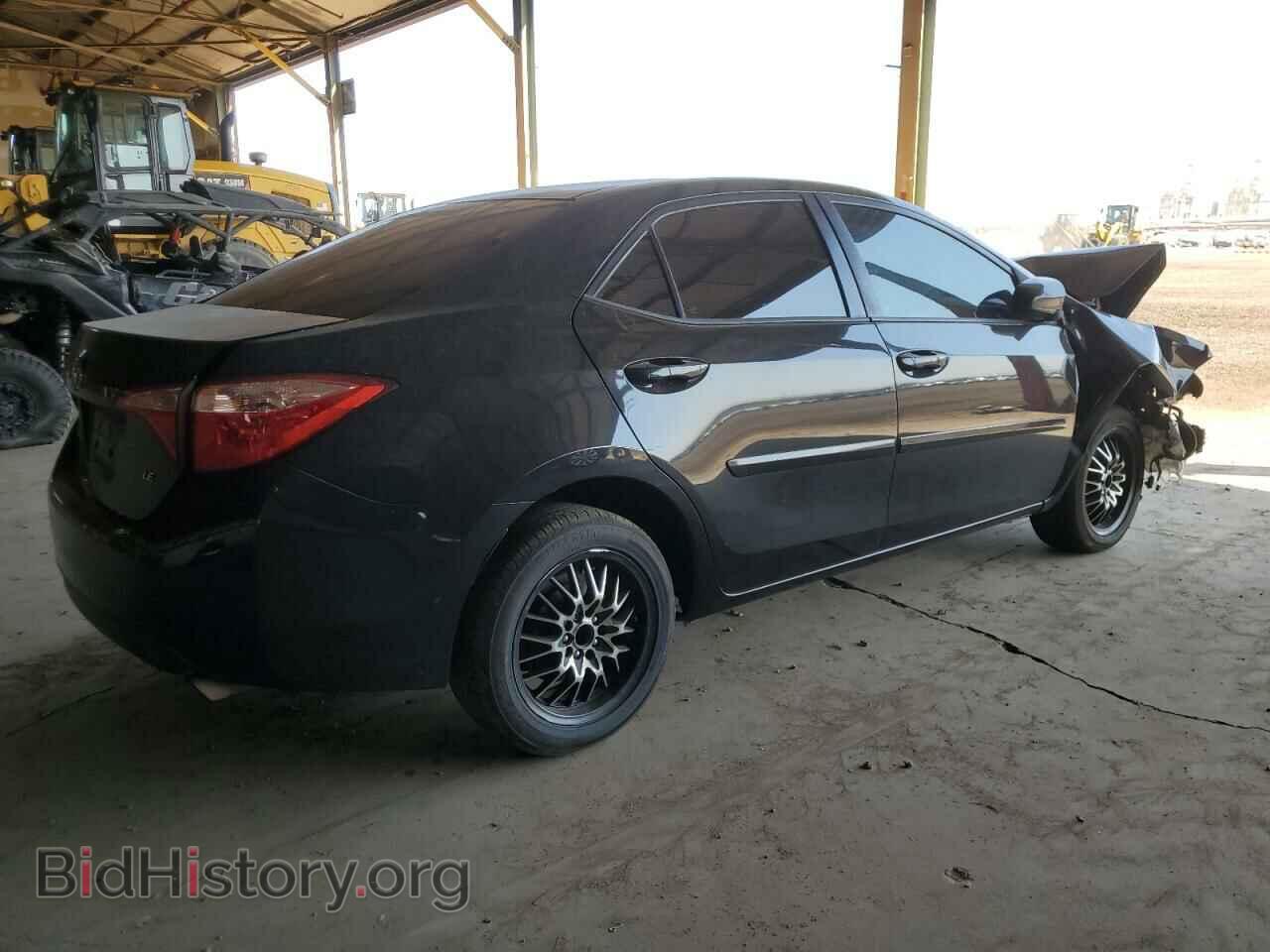 2017 TOYOTA COROLLA - VIN: 2T1BURHE2HC909943 - Фото 3