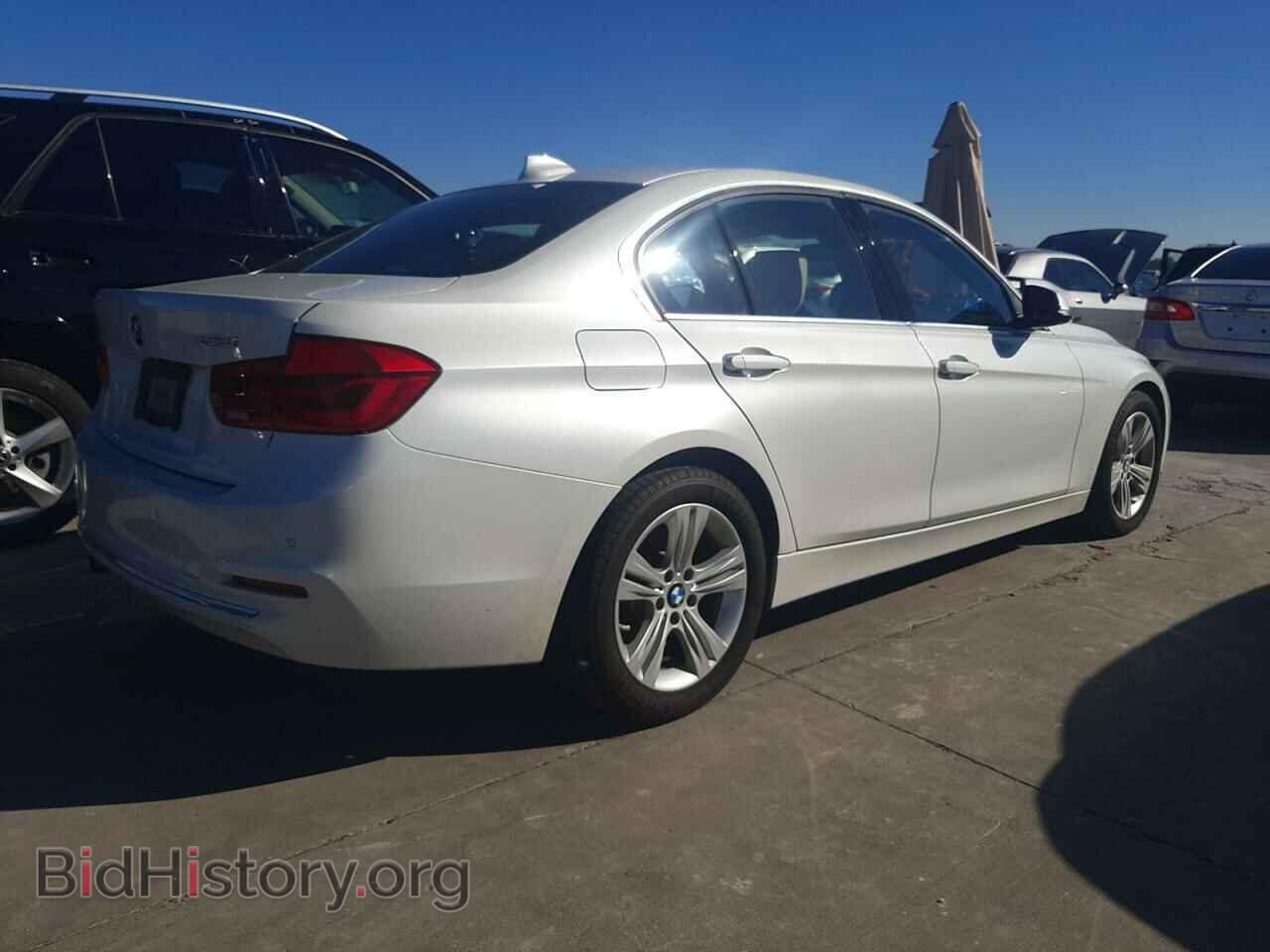 2016 BMW 3 SERIES - VIN: WBA8E3G57GNU01725 - Фото 3