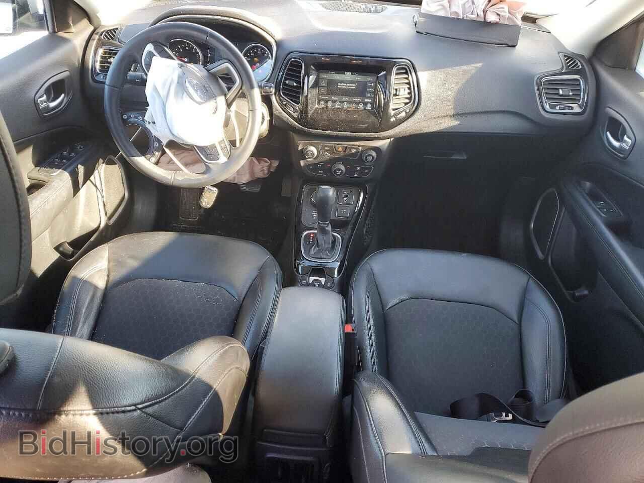 2019 JEEP COMPASS - VIN: 3C4NJDBB4KT724143 - Photo 8