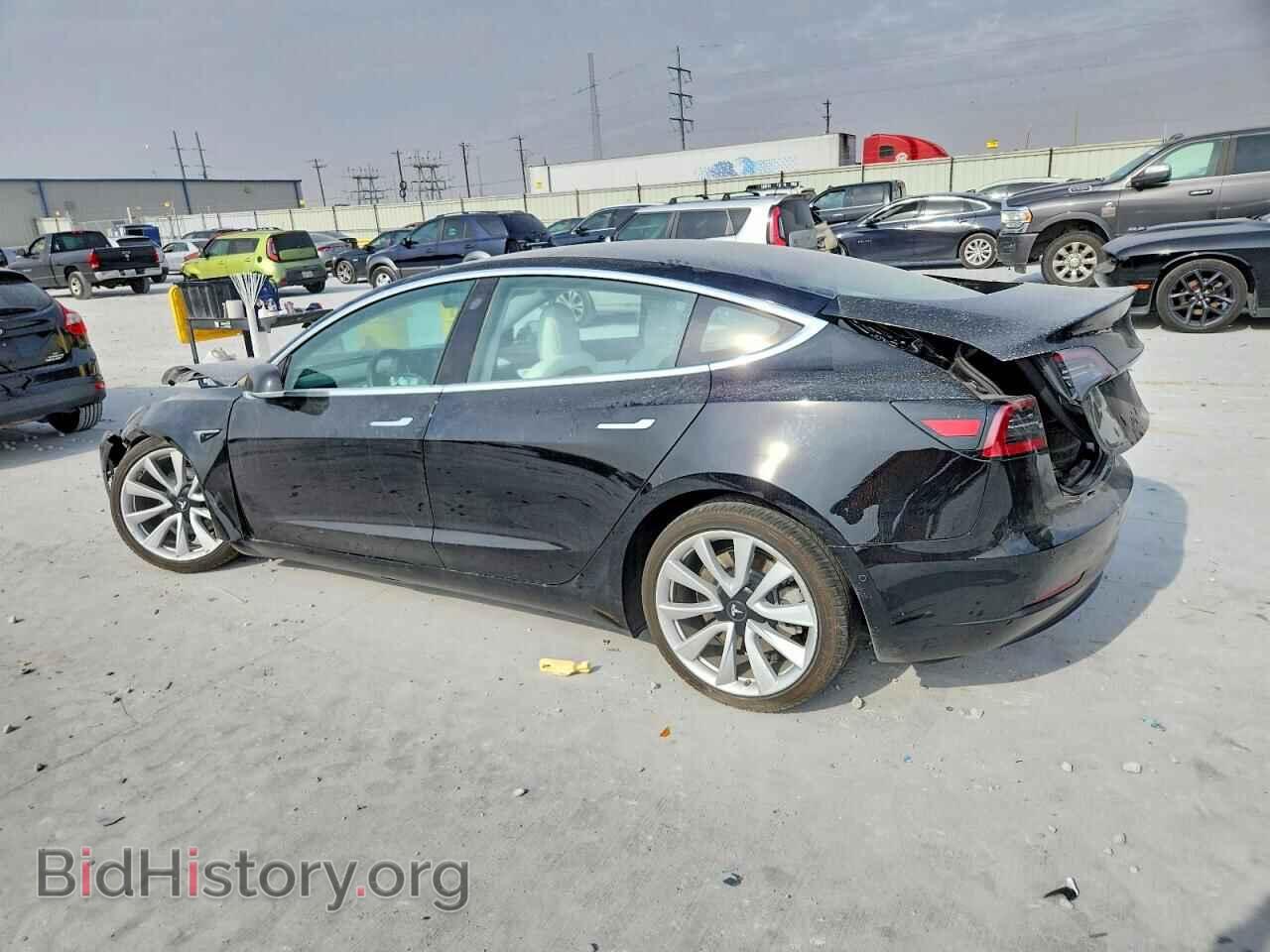 2018 TESLA MODEL 3 - VIN: 5YJ3E1EB7JF170776 - Photo 2