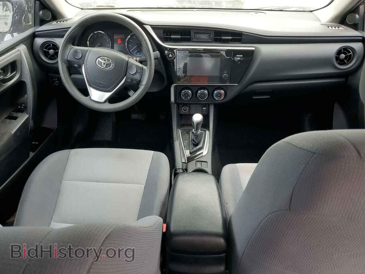 2017 TOYOTA COROLLA - VIN: 2T1BURHE5HC775557 - Фото 8