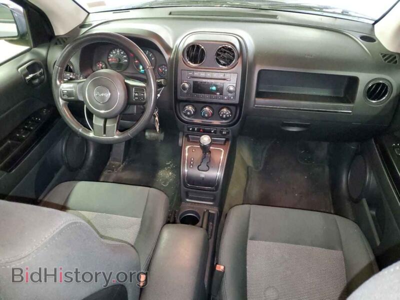 2013 Jeep COMPASS (VIN 1C4NJDEB2DD193531) — photo 8 of 13