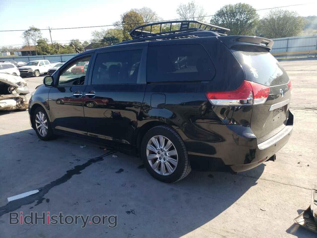 2011 TOYOTA All Models - VIN: 5TDYK3DC8BS113231 - Фото 2