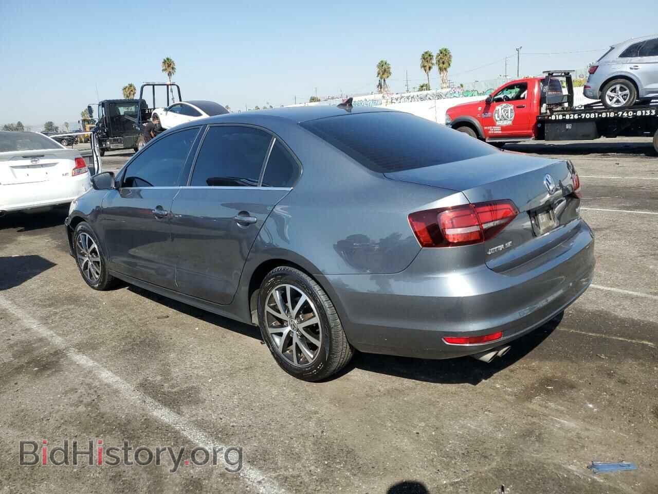 2017 VOLKSWAGEN JETTA - VIN: 3VWDB7AJ5HM249055 - Фото 2