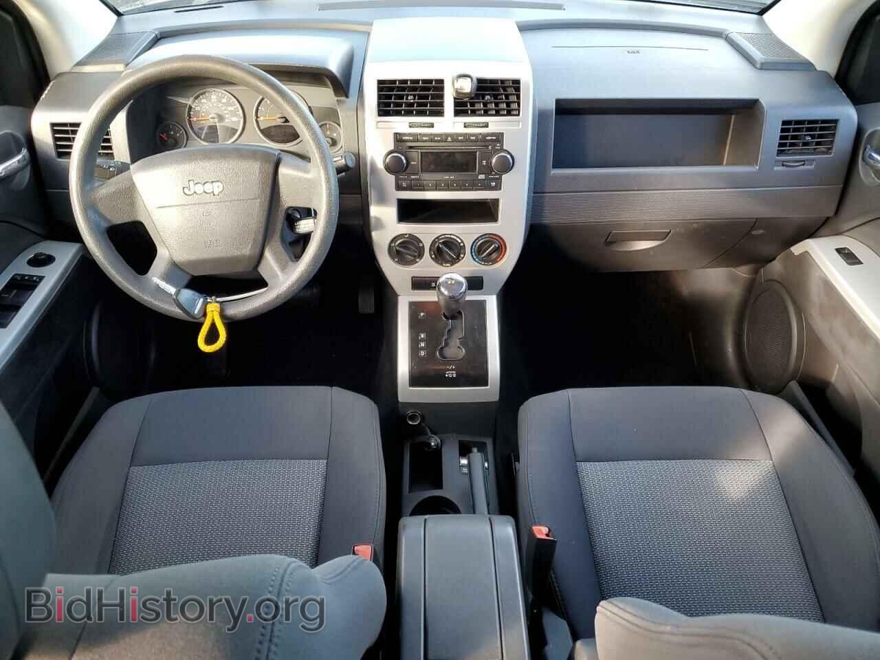 2008 JEEP COMPASS - VIN: 1J8FF47WX8D709350 - Фото 8