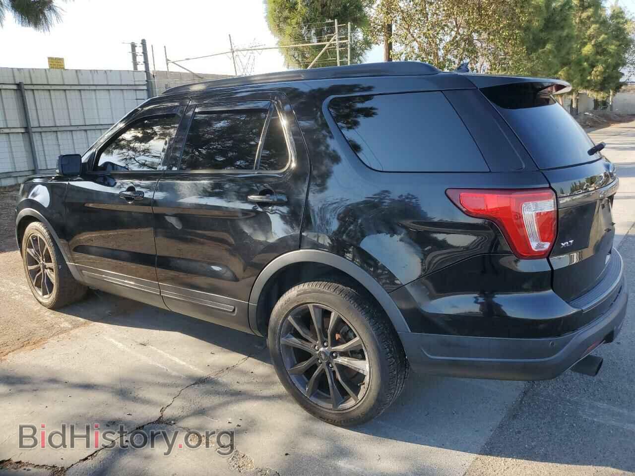 2018 FORD EXPLORER - VIN: 1FM5K7DH2JGB89828 - Photo 2
